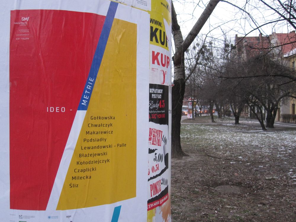 Plakat wystawy w przestrzeni miasta. Fot. Agnieszka Kłos