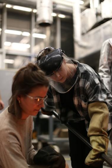 Collaborative glass foundry