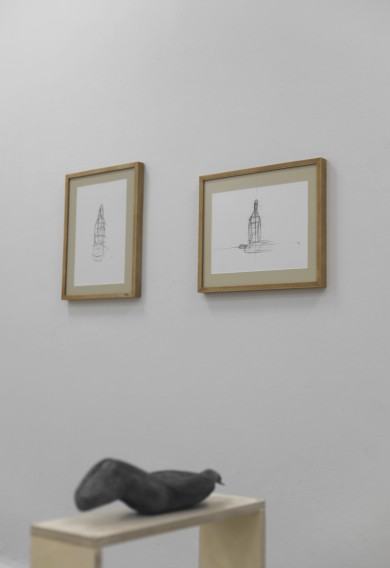 Wystawa rzeźby i rysunków Magdaleny Grzybowskiej „Człowiek w Centrum”