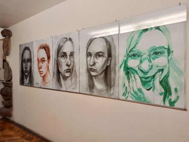 Wystawa prac rysunkowych Julity Walczak