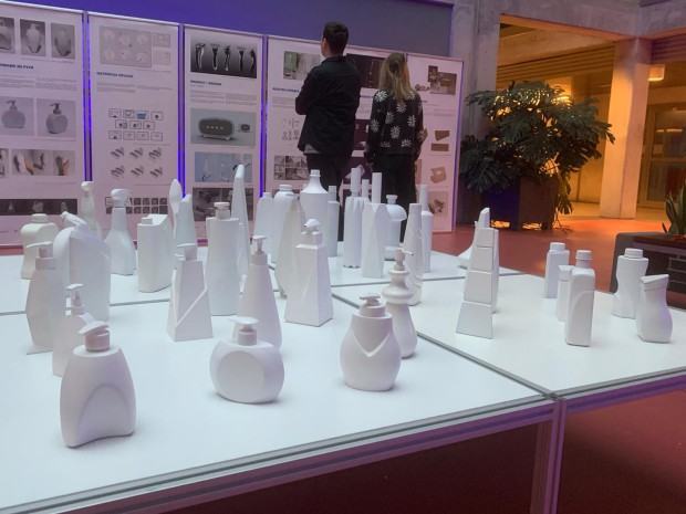 Pracowni Podstaw Projektowania Katedry Wzornictwa