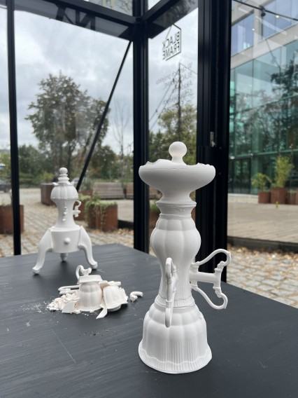 Wystawa Weroniki Surmy, Nowe rozdanie w galerii Black Frame