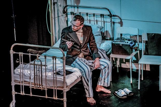 Nim wstanie dzień, spektakl teatralny o Krzysztofie Komedzie, reż. Krzysztof Witkowski