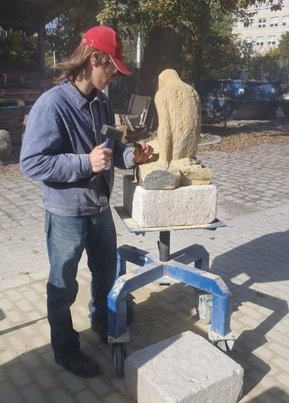 Pracownia Technik Rzeźbiarskich – Kamień