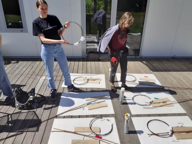 fotorelacja z pleneru rzeźbiarskiego Rzeźba wobec funkcji