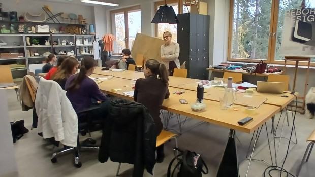 Service Design in practice: workshops as laboratory of new ideation techniques