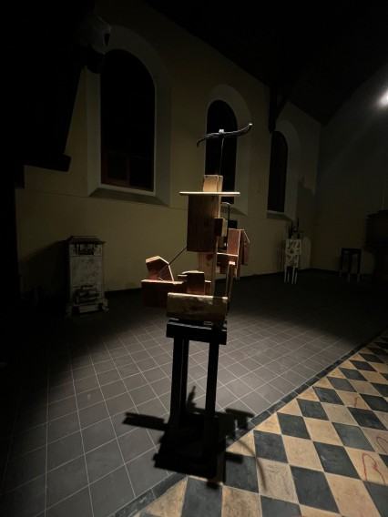 Relacja  fotograficzna z wystawy Marka Ruszkiewicza.