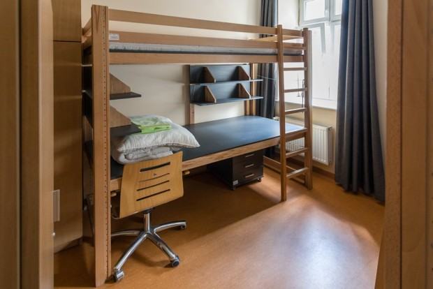 Dom studencki, ASP Wrocław, ul. Henryka Pobożnego 9 Dom studencki, ASP Wrocław, ul. Henryka Pobożnego 9