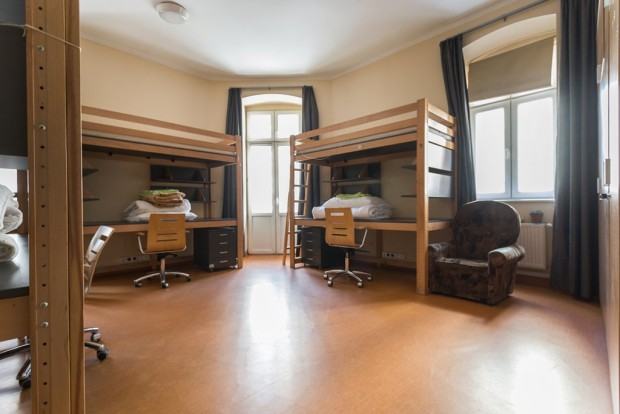 Dom studencki, ASP Wrocław, ul. Henryka Pobożnego 9 Dom studencki, ASP Wrocław, ul. Henryka Pobożnego 9