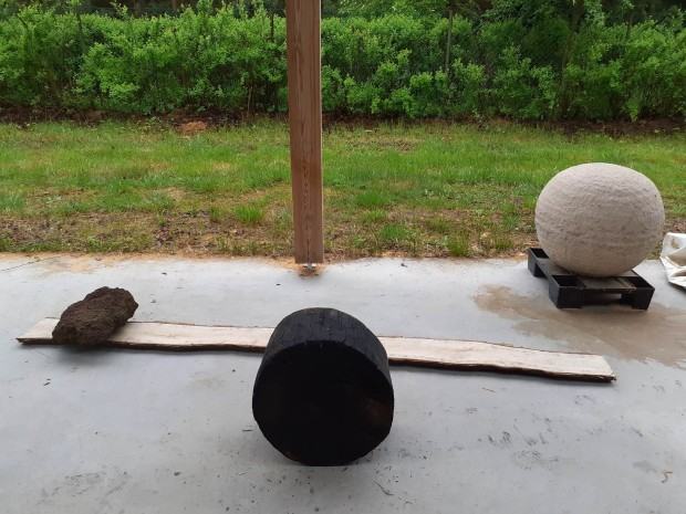 fotorelacja z pleneru rzeźbiarskiego Rzeźba wobec funkcji