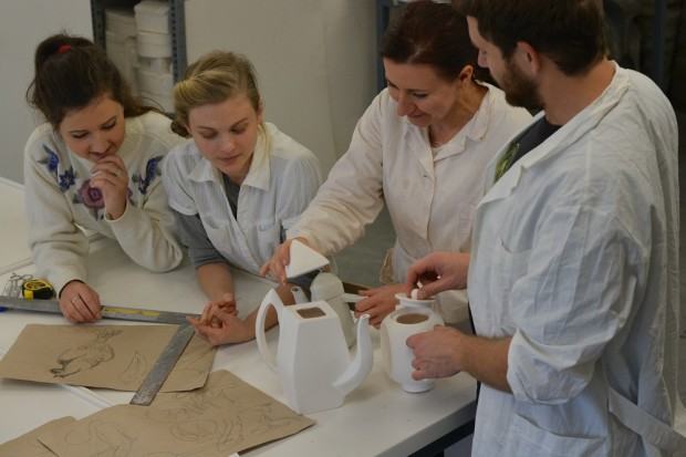 Pracownia Projektowania Ceramiki Artystycznej i Użytkowej Pracownia Projektowania Ceramiki Artystycznej i Użytkowej