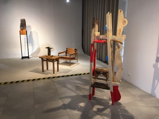 Fragment wystawy Marka Ruszkiewicza, pt. Części wspólne