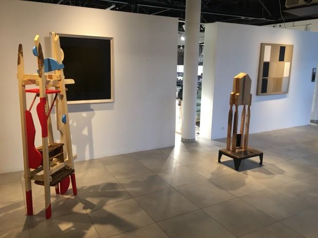 Fragment wystawy Marka Ruszkiewicza, pt. Części wspólne