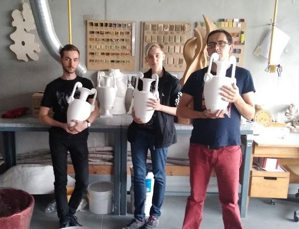 Pracownia Projektowania Ceramiki Artystycznej i Użytkowej Pracownia Projektowania Ceramiki Artystycznej i Użytkowej