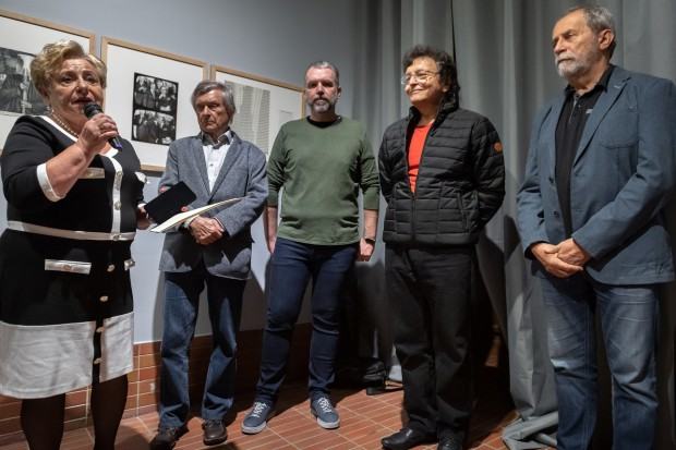 Wręczenie Michałowi Pietrzakowi Odznaki Zasłużony dla Dolnego Śląska