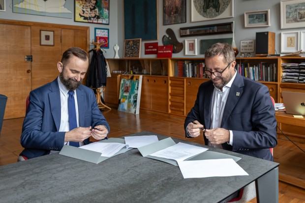 Nowy partner Akademii Sztuk Pięknych