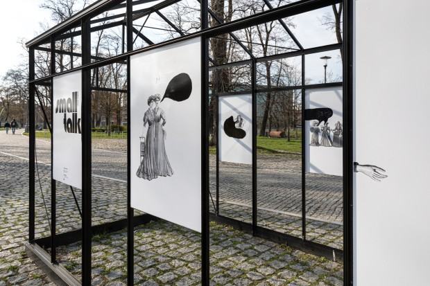 Anna Bujak_BLACK FRAME