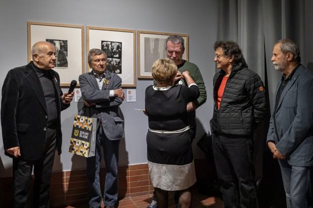 Wręczenie Michałowi Pietrzakowi Odznaki Zasłużony dla Dolnego Śląska