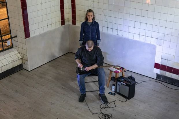 Koncert w Exit ASP Wrocław – Anna Bogdanowicz – ruch / Michał Sember – gitara elektryczna