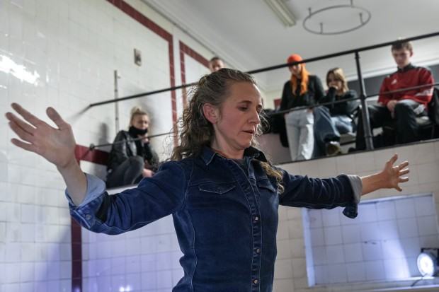 Koncert w Exit ASP Wrocław – Anna Bogdanowicz – ruch / Michał Sember – gitara elektryczna