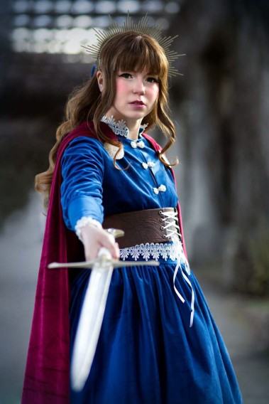 Aleksandra Wilk, autorska interpretacja powieści Lewis’a Carrolla pt. „Alicja w Krainie Czarów: Po drugiej stronie lustra”.