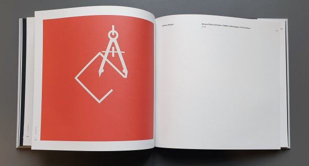 Publikacja a!symetrie środek