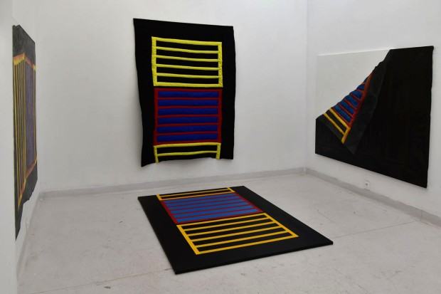 Fragment wystawy Marcina Derdy pt. Transformers