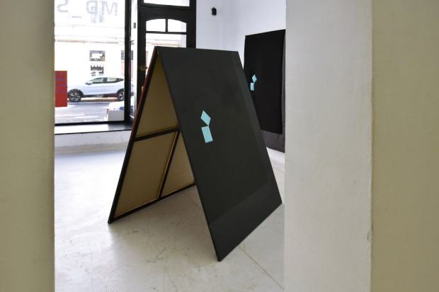 Fragment wystawy Marcina Derdy pt. Transformers