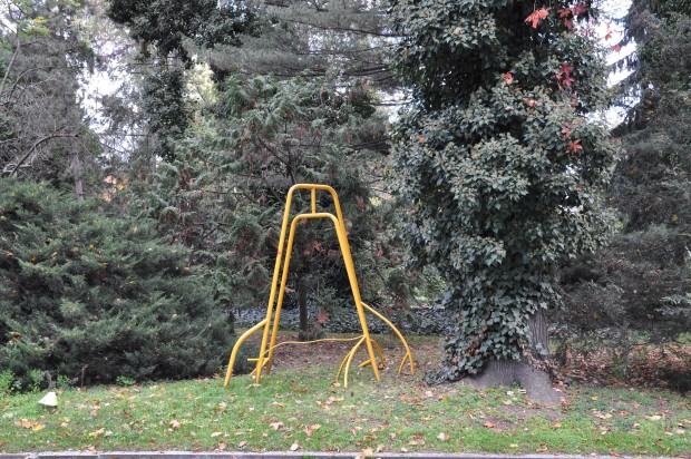 Fragment wystawy „Cosmic Nature” w Ogrodzie ASP przy ul. Traugutta we Wrocławiu.