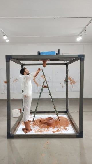 Performans "!Grawitacja"Performans "!Grawitacja" / "!Grawitacja" performance