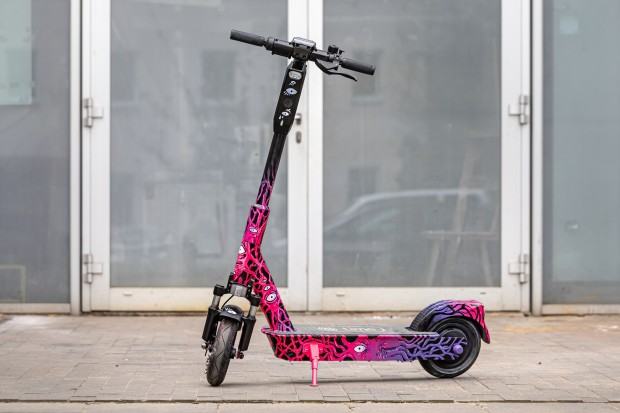 Hulajnoga, proj. Rozalia Sobolek