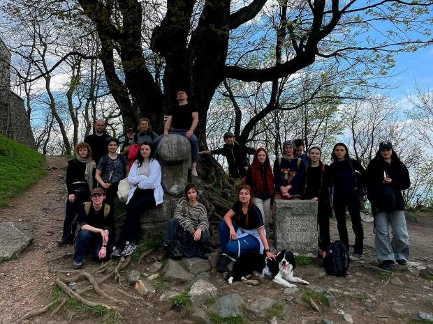 Ekspedycja Rzeźby ASP Wrocław na Ślężę Ekspedycja Rzeźby ASP Wrocław na Ślężę