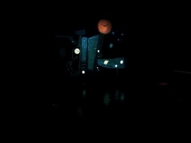 Spektakl „DomoFonia” ze scenografią Adrianny Dudy, studentki III roku kierunku Scenografia