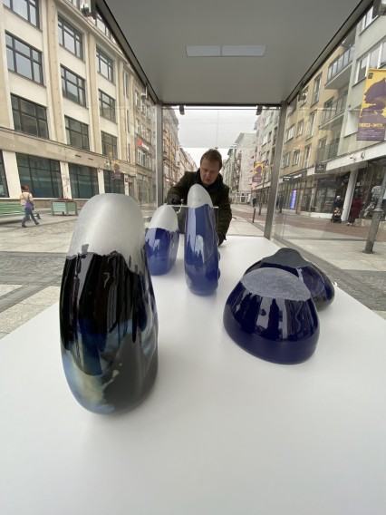 Grudniowa prezentacja w Mobilnej Galerii na Oławskiej