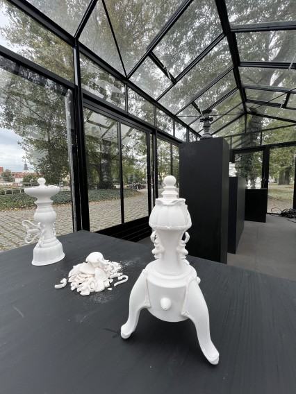 Wystawa Weroniki Surmy, Nowe rozdanie w galerii Black Frame