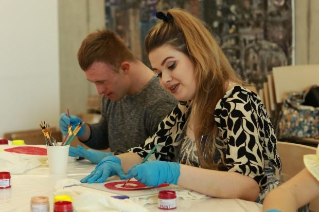 Warsztaty artystyczne dla osób z niepełnosprawnością z Cafe Równik