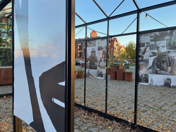 Wystawa dr Marty Kubiak pt. The Devil is Happy w galerii Black Frame