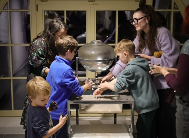 Niepokorna ziemia / Papier lakmusowy.