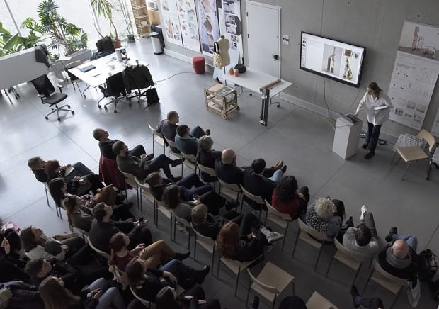 Przeglądy prac studenckich Katedry Wzornictwa