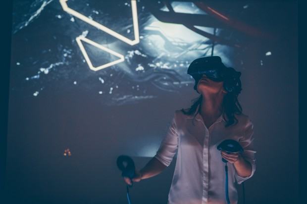 Karolina Cykowska-Halczuk, Encounter VR Karolina Cykowska-Halczuk, Encounter VR