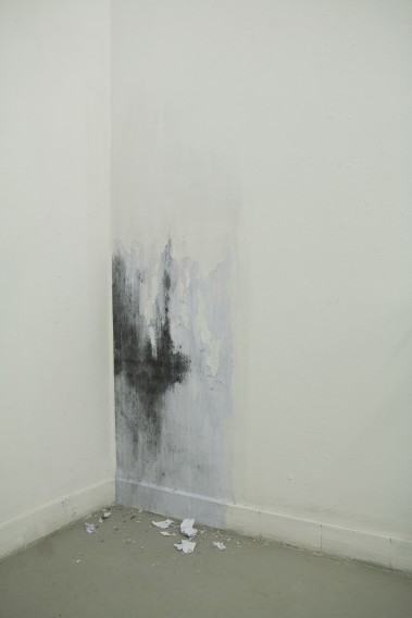 Katarzyna Bogusz, Inny, instalacja site specific, 100x70cm, Domek Miedziorytnika Wrocław, 2016, fot. autorka