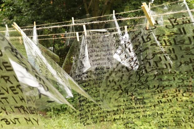 Zawieszeni Laura Jammour Zawieszeni Laura Jammour