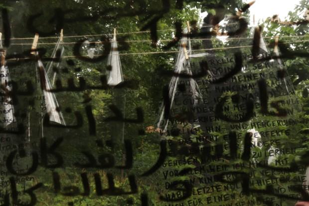 Zawieszeni Laura Jammour Zawieszeni Laura Jammour