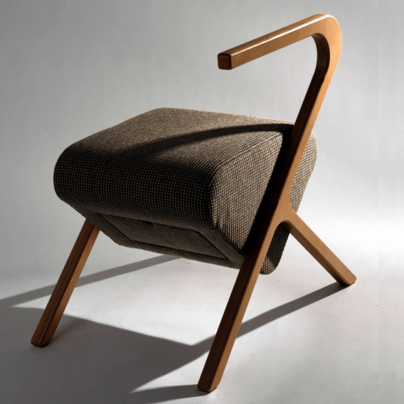 Dyplomantka Pracowni Projektowania Mebli II w finale konkursu ELLE Decoration "Młodzi na Start"!