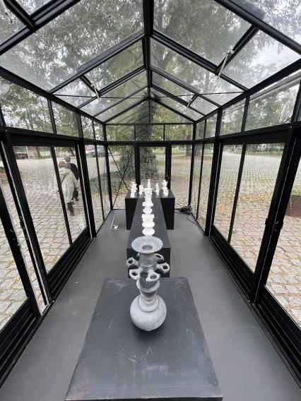 Wystawa Weroniki Surmy, Nowe rozdanie w galerii Black Frame