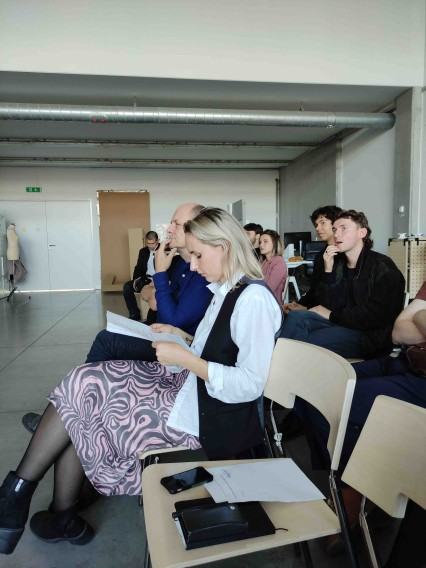 Farament obrony prac dyplomowych studentów Katedr: Wzornictwa i Architektury Wnętrz z roku akademickiego 21/22