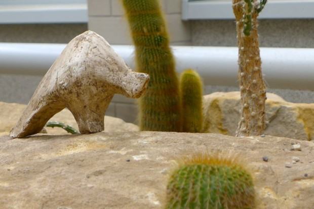 Stadium. Wystawa rzeźby w Ogrodzie Botanicznym, zdj. Zofia Grzybowska