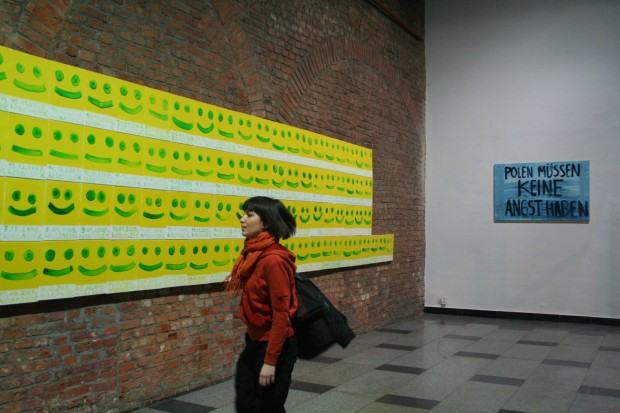 Andrzej Krzysztof Wałaszek, Polacy nie muszą się już bać, 160x750 cm, akryl