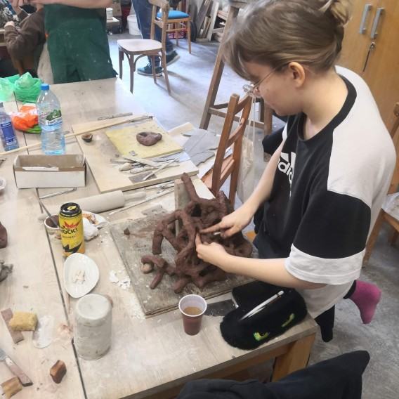 Plener odbywający sią w ramach Międzynarodowego Sympozjum KERAMIKA - CERAMIKA, wrzesień 2022