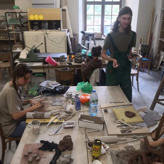 Plener odbywający sią w ramach Międzynarodowego Sympozjum KERAMIKA - CERAMIKA, wrzesień 2022